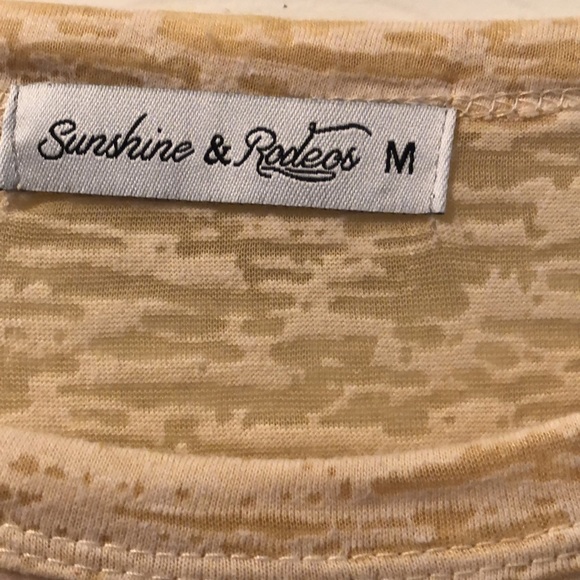 Three quarter length sleeve Texas T-shirt with lace sleeves. - Picture 4 of 5